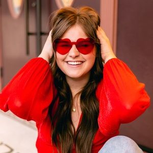 Meet your Posher, Vicky